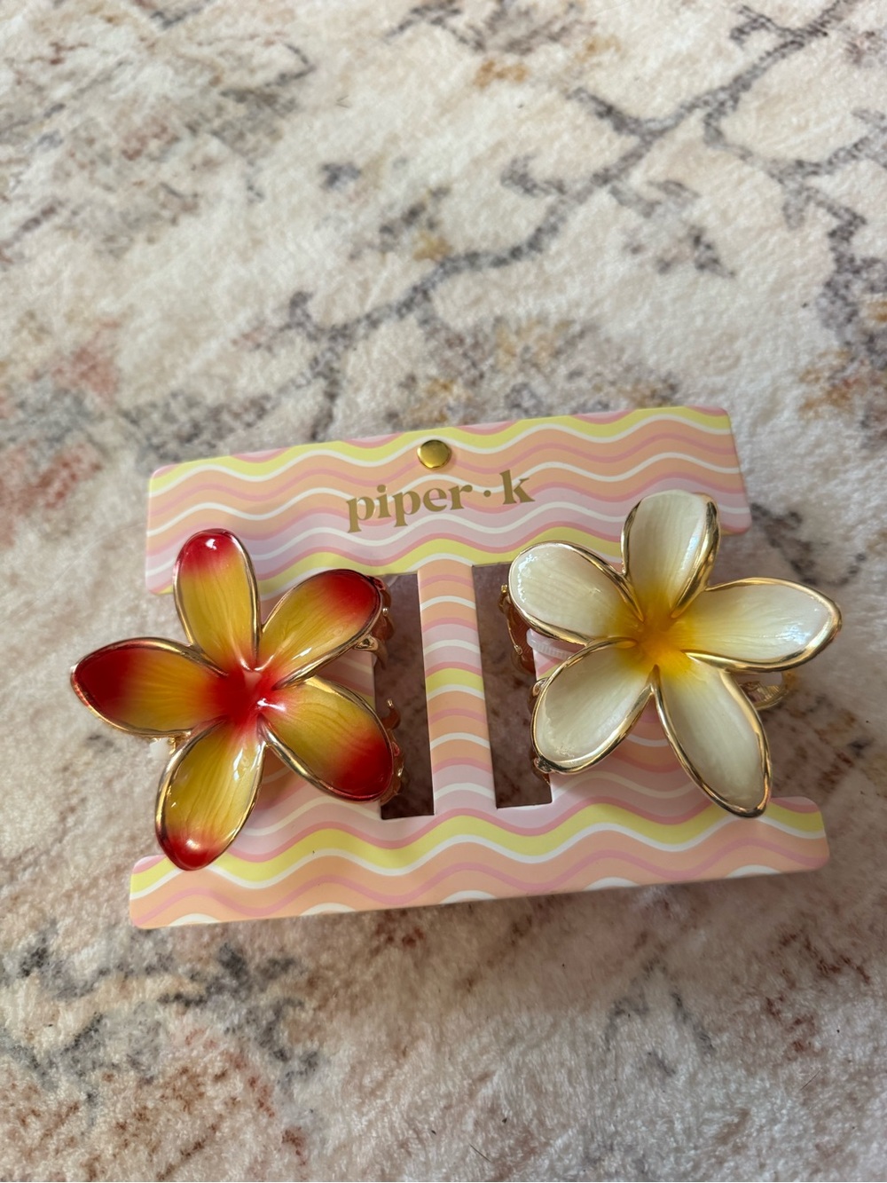 Piper·k Enamel Flower Hair Claw Clips – Set of 2 (NWT)
